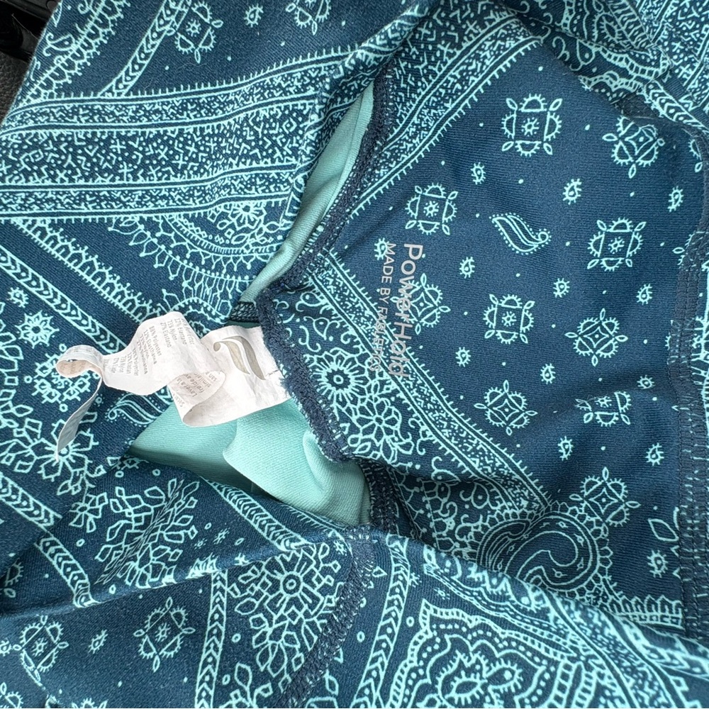 Fabletics Blue Patterned Matching Athletic Set - image 8